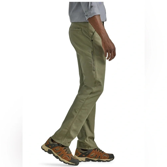 Wrangler® Men's and Big Men's Outdoor Frontier Rugged Utility Pant with UPF 50+ - Picture 7 of 8